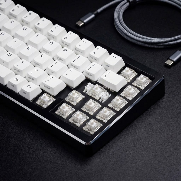 Clavier mécanique équipé de switchs silencieux Silent White 3-pin Magnia
